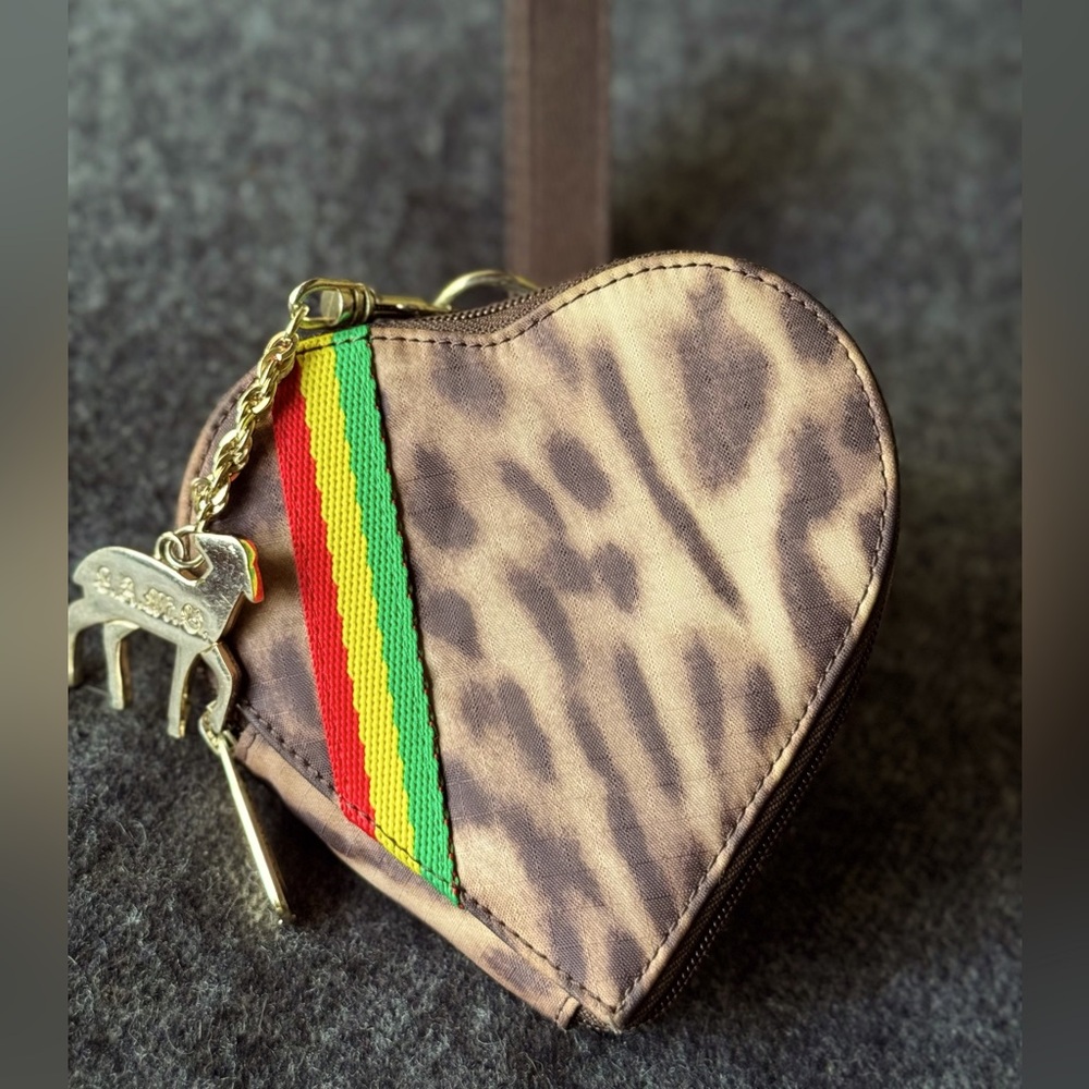 NWOT LeSportsac x L.A.M.B. Y2K Rasta Heart Wristlet